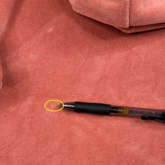 American Eagle Velour Hoodie. Batwing Style. Size Medium.
Blush-Salmon color. - Picture 4 of 10